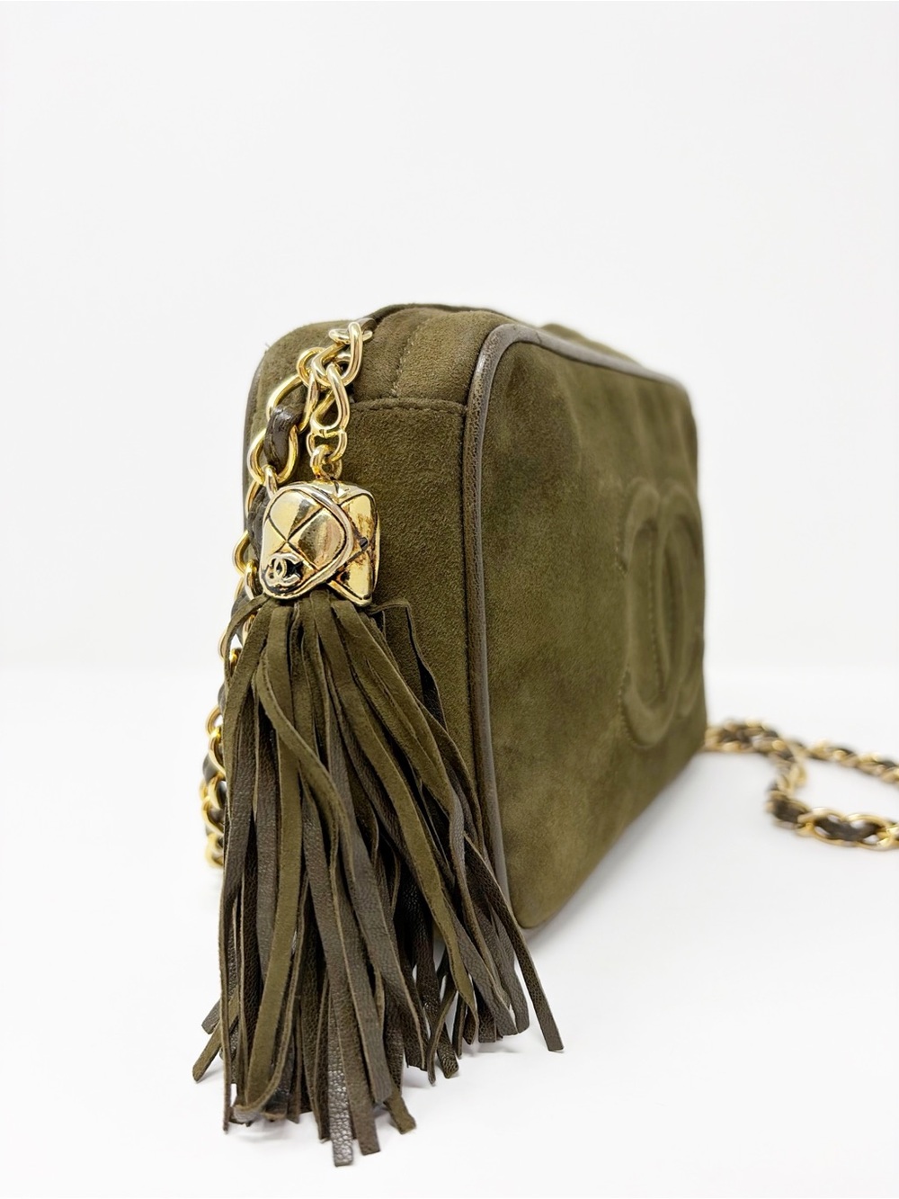CHANEL Vintage Olive Suede Crossbody Camera Bag with Tassel and Gold Chain - Picture 3 of 10
